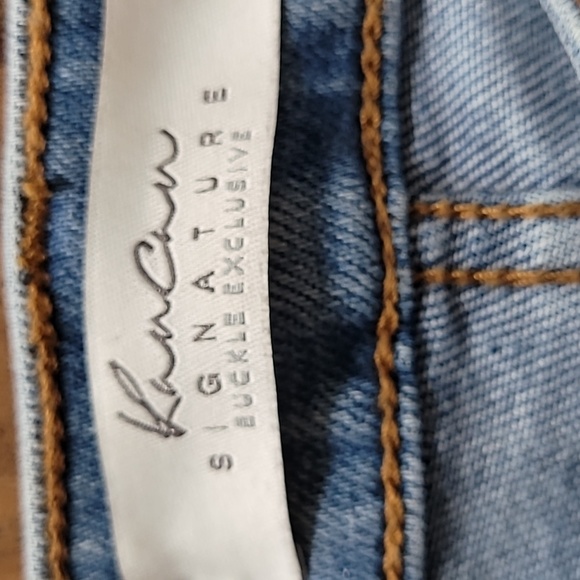 Jeans - Picture 2 of 5